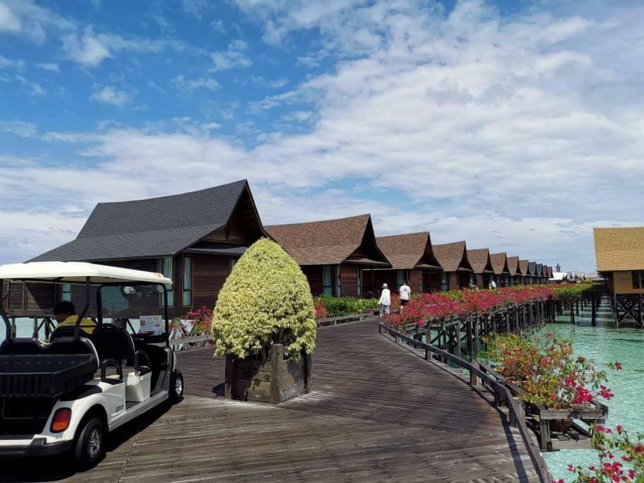 Sipadan-Kapalai Dive Resort Semporna Exterior foto